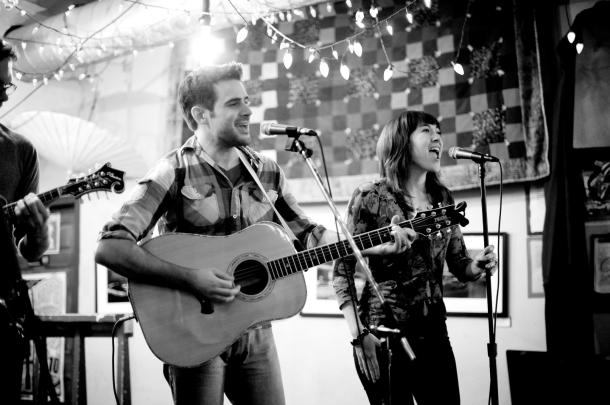 820729_334065653370472_1610846775_o