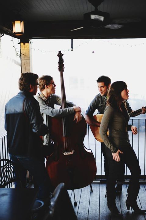 45285_366751693435201_1531614336_n