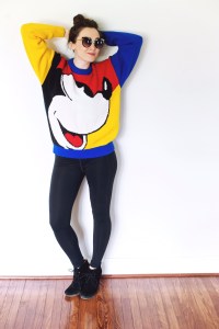 Vintage Mickey Mouse Sweater | Buena Buena Vintage